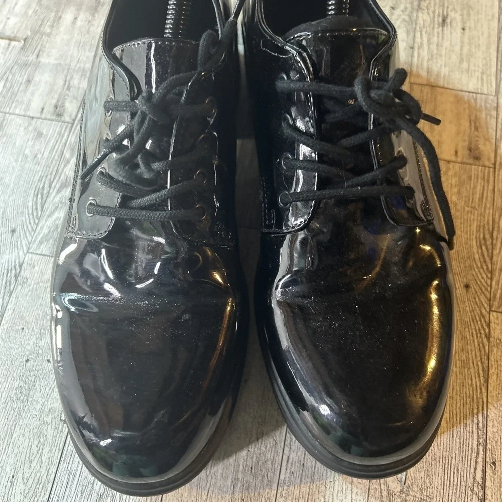 Forever 21 Black Patent Platform‎ Oxford Shoes Lug Sole Chunky Women's 10